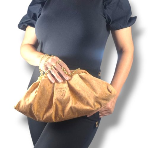 Χειροποίητη γυναικεία τσάντα ώμου Bucket Bag από φυσικό φελλό anifantou.