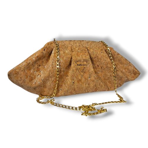 Χειροποίητη bucket bag από φελλό με ασημί glitter και χρυσή αλυσίδα