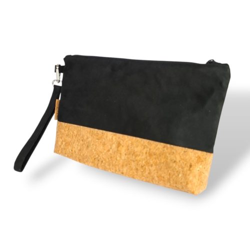 Χειροποίητο γυναικείο τσαντάκι χειρός clutch από φυσικό φελλό και μαύρο σουέτ ύφασμα Ανυφαντού