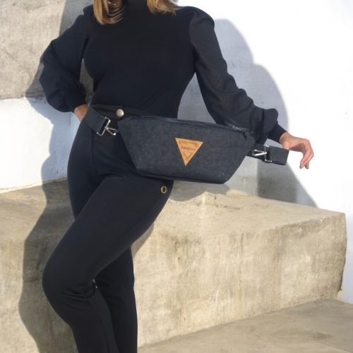Χειροποίητη τσάντα μπανάννα από μαύρο φελλό Ανυφαντού