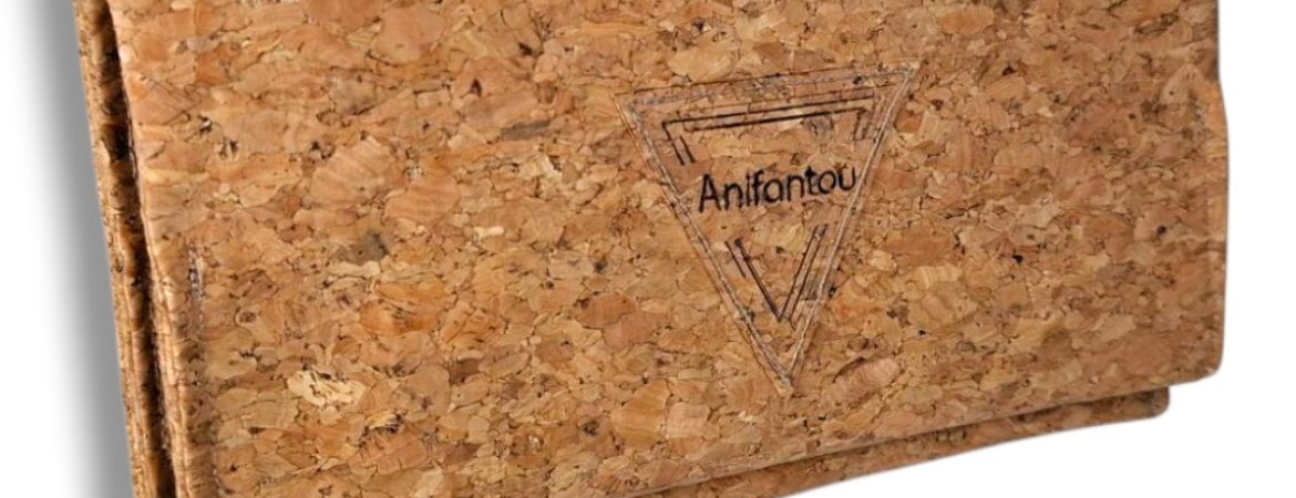 Χειροποίητη καπνοθήκη από φελλό σε φυσικό χρώμα Ανυφαντού